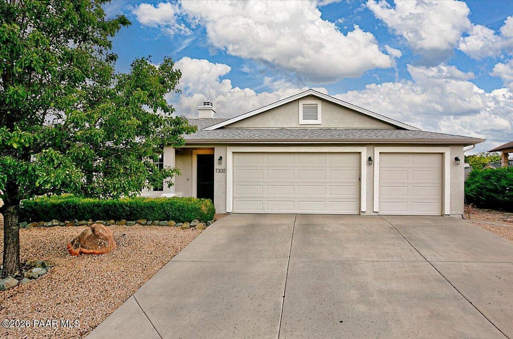 Photo of 7300 E Conestoga Way, Prescott Valley, AZ 86314 (MLS # 1085737)