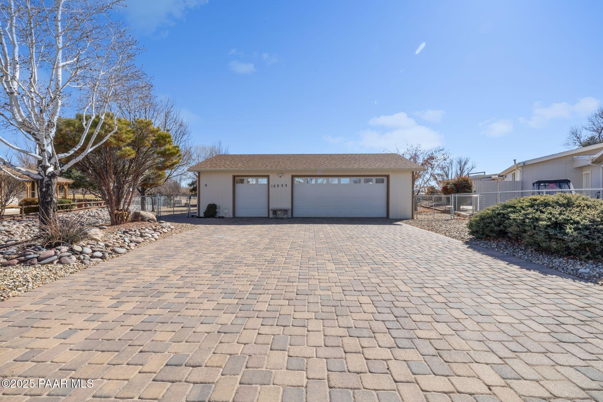 12235 E Obsidian Loop Road