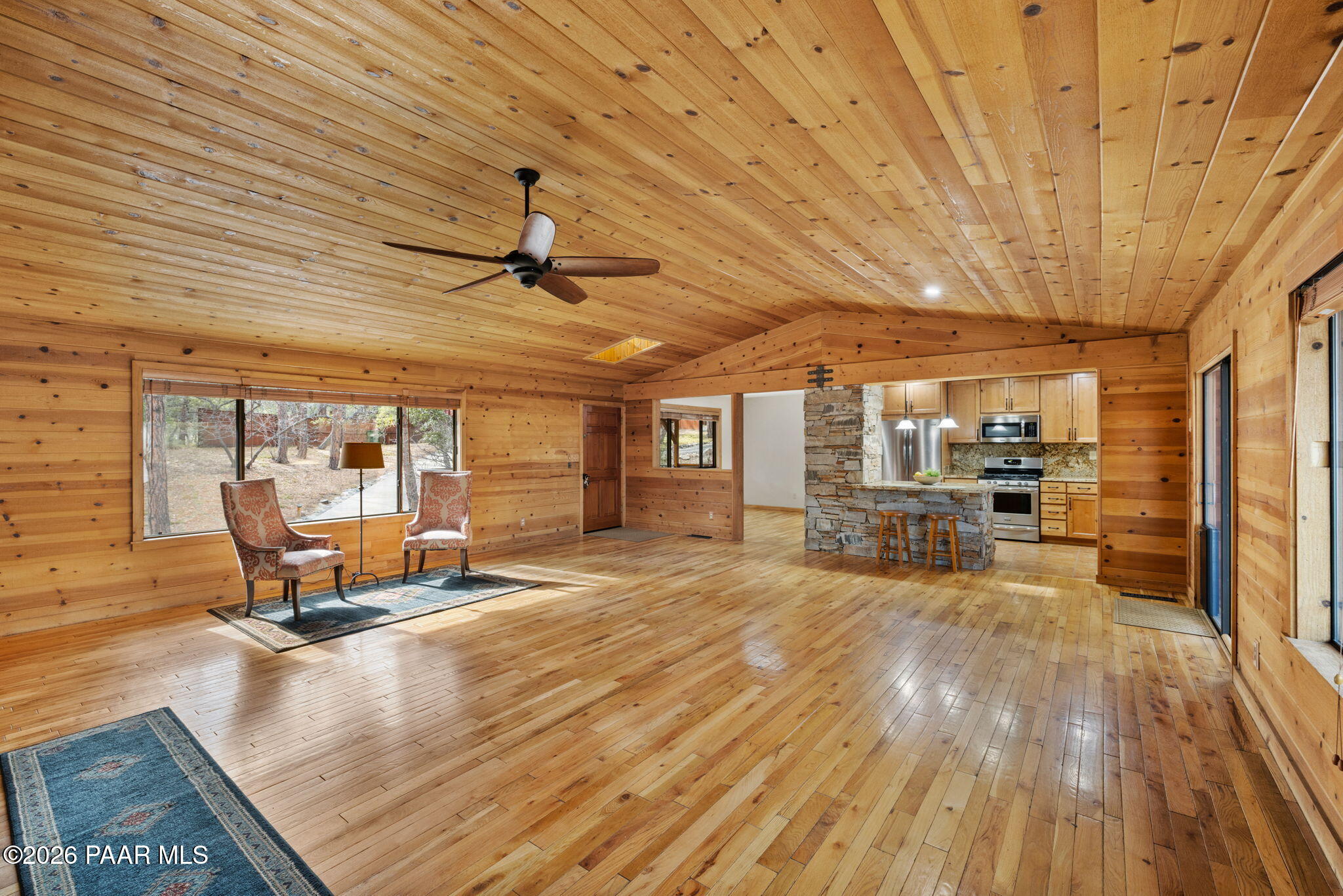 1085 N Madizell Drive