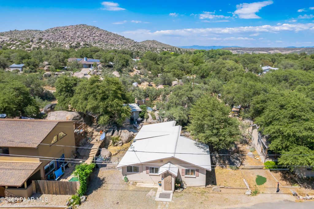 Photo of 16808 W West Way, Yarnell, AZ 85362 (MLS # 1082064)