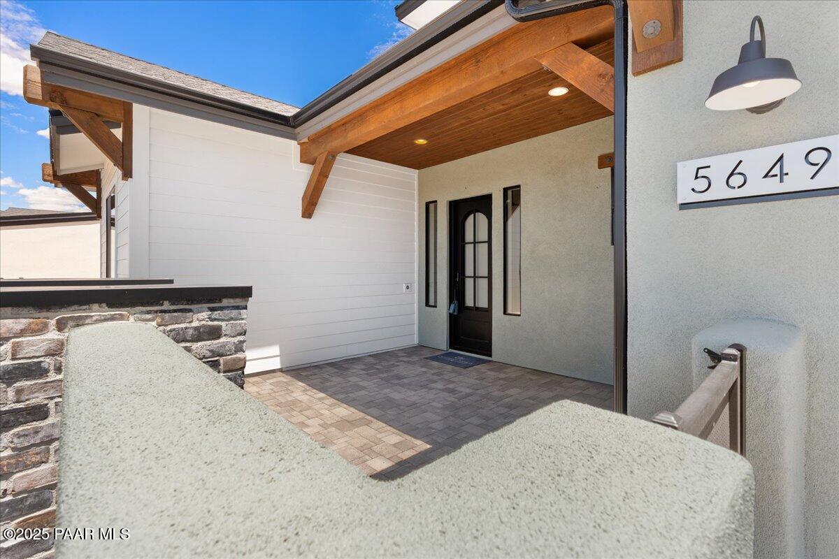 5649 Meridian Court