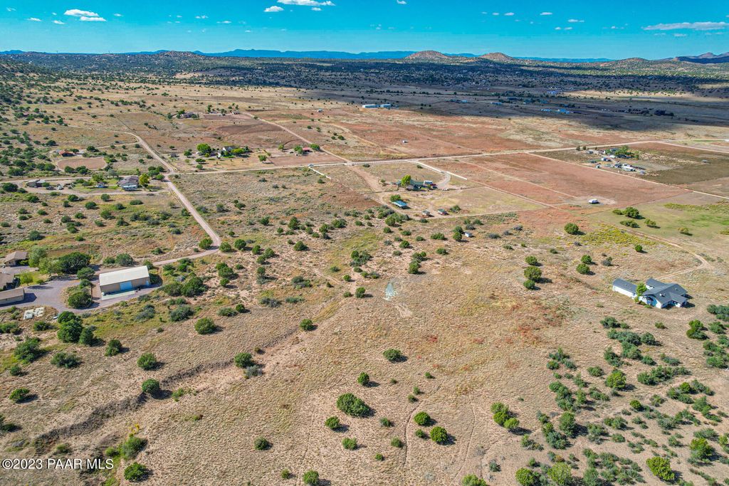 Photo of 316 S Lake Shore Drive, Chino Valley, AZ 86323 (MLS # 1077130)