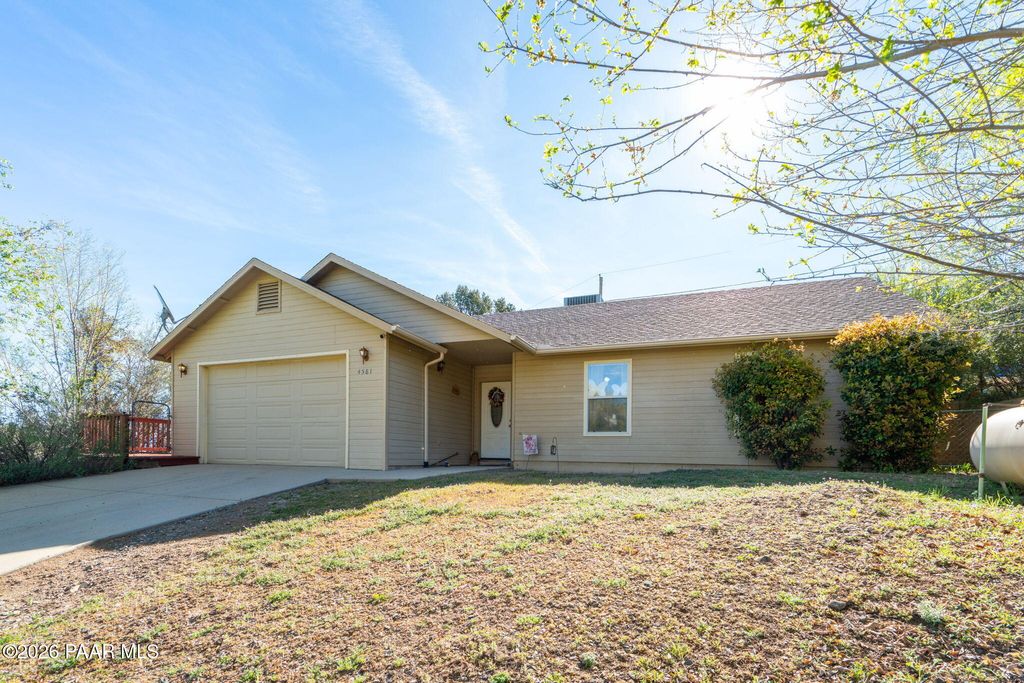 Photo of 4581 E Joan Drive, Prescott, AZ 86301 (MLS # 1080594)