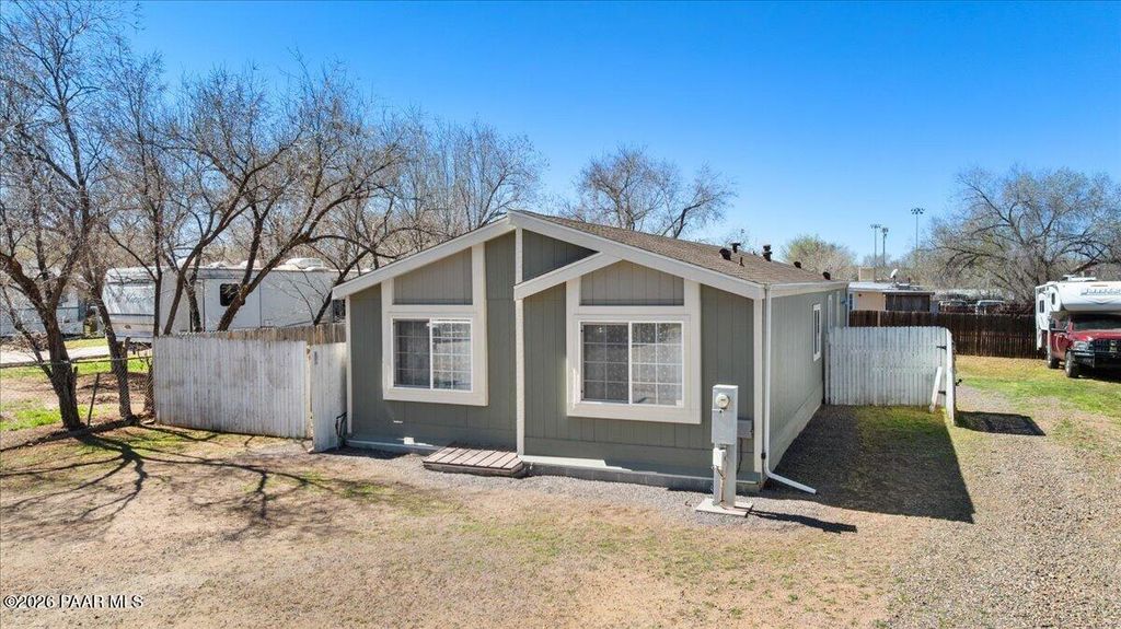 Photo of 1526 Del Rio Drive, Chino Valley, AZ 86323 (MLS # 1080018)
