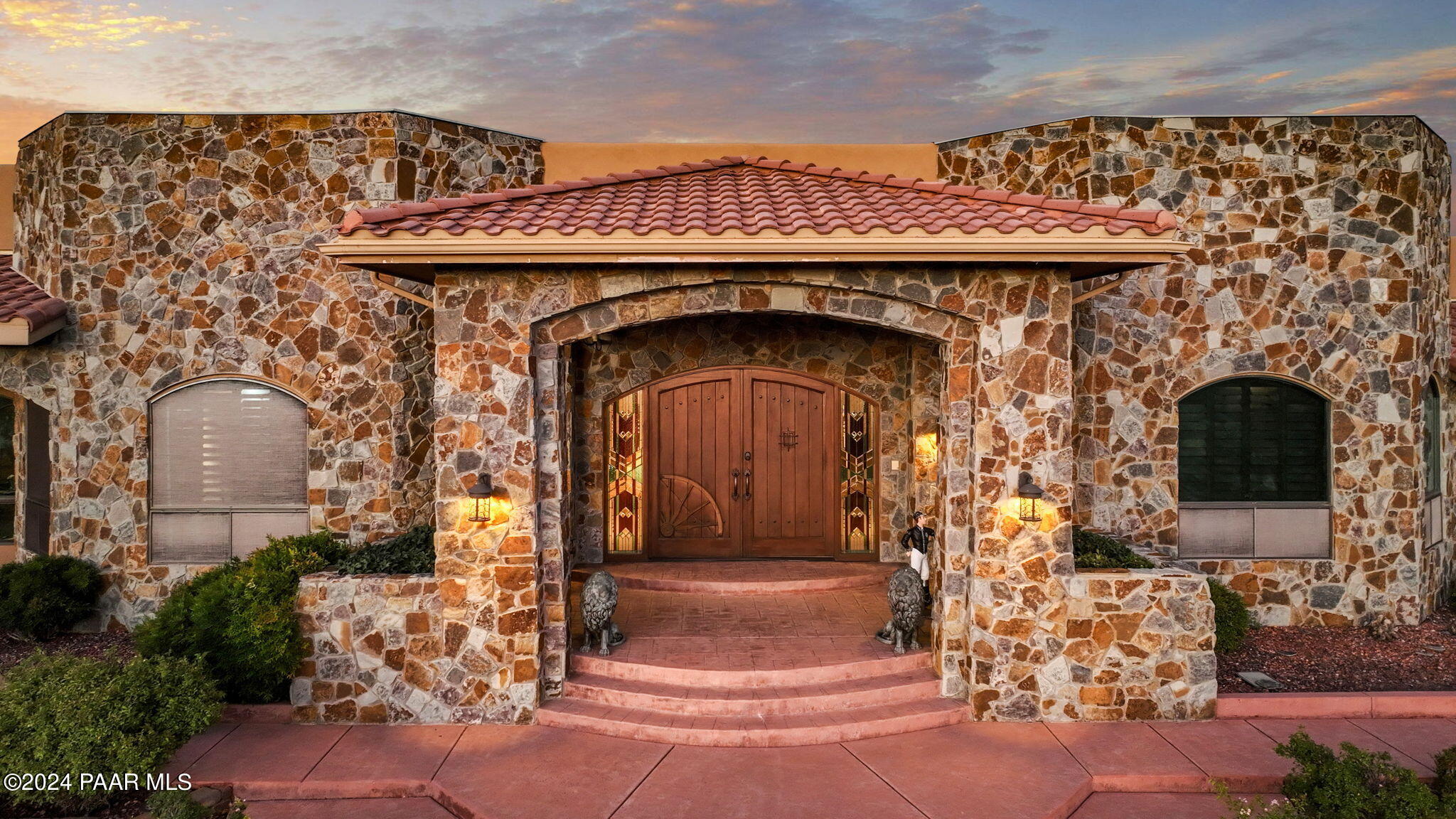 12390 E Triple T Lane