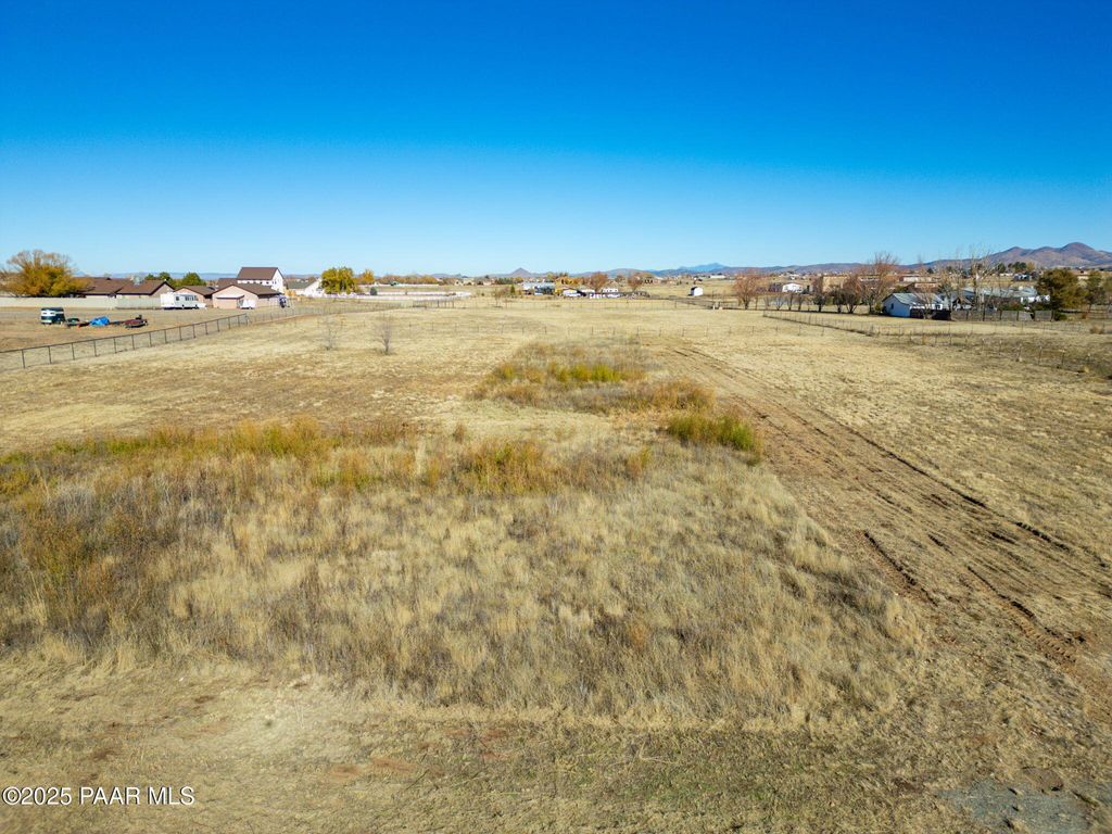 Photo of 7920 E Acre Way, Prescott Valley, AZ 86315 (MLS # 1078240)
