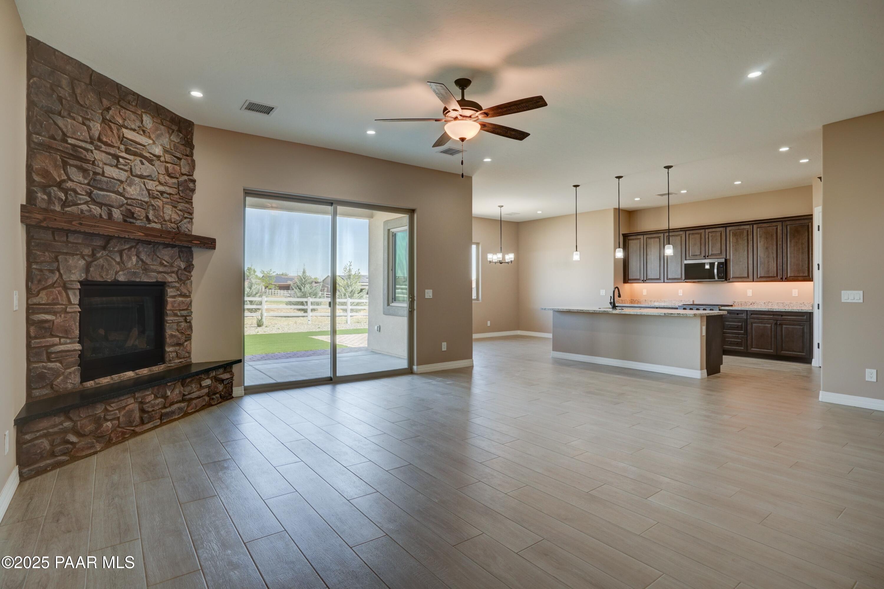 1438 W Anne Marie Drive