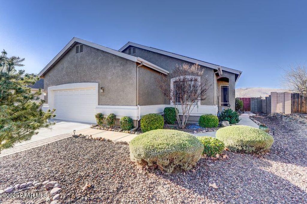 Photo of 6721 E Voltaire Drive, Prescott Valley, AZ 86314 (MLS # 1079917)