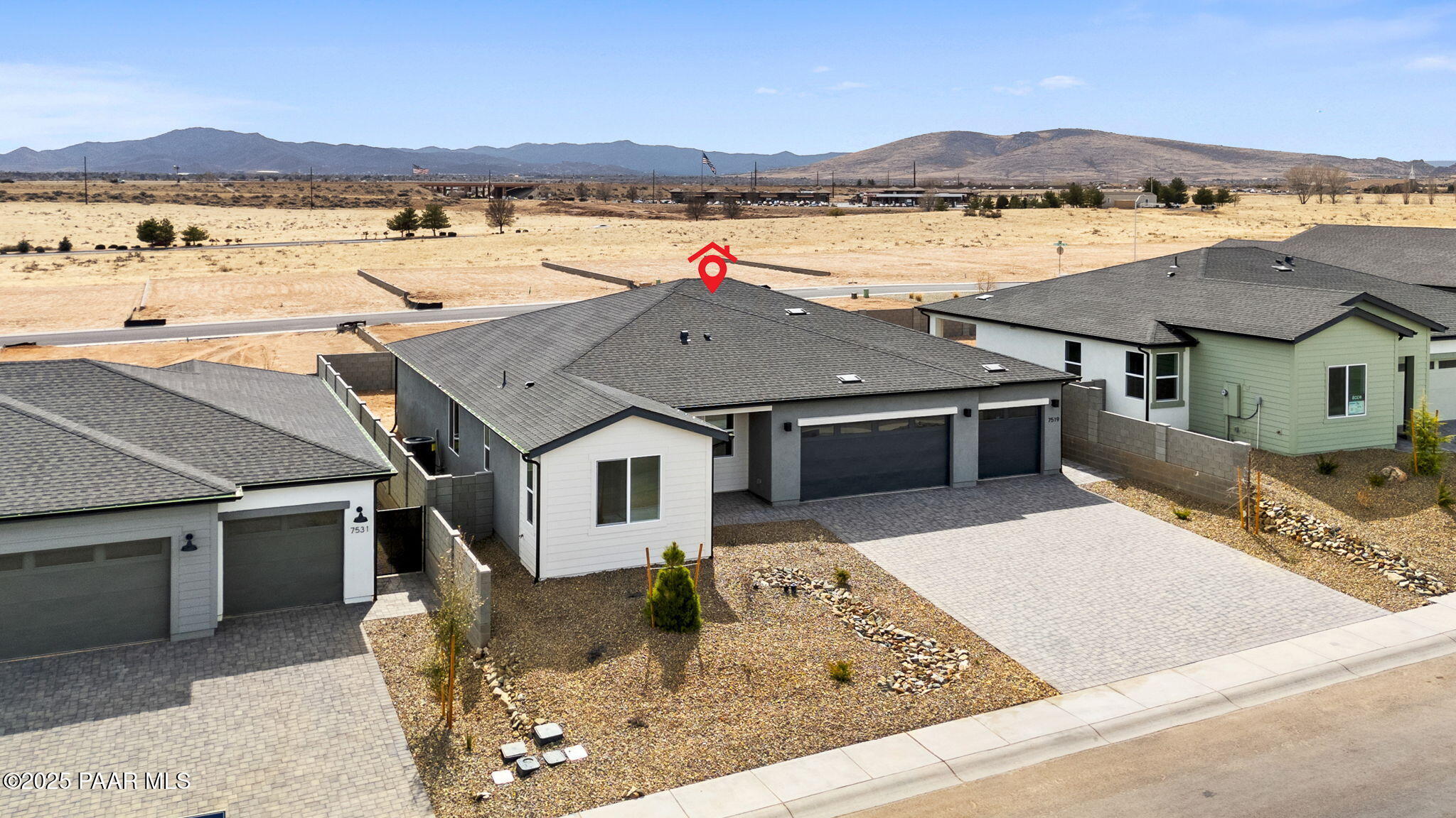 7519 E Louie Lane