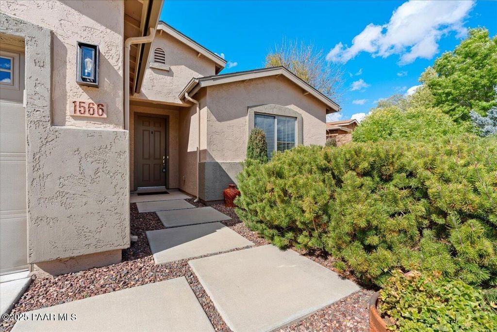 Photo of 1566 Essex Way, Chino Valley, AZ 86323 (MLS # 1077189)