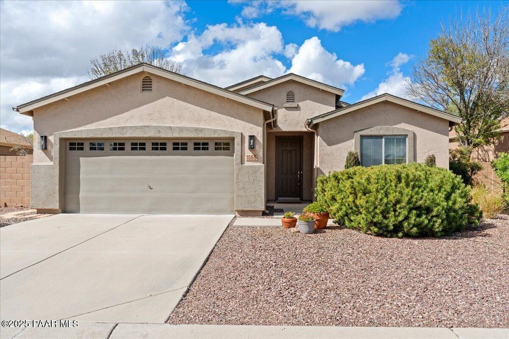 Photo of 1566 Essex Way, Chino Valley, AZ 86323 (MLS # 1077189)