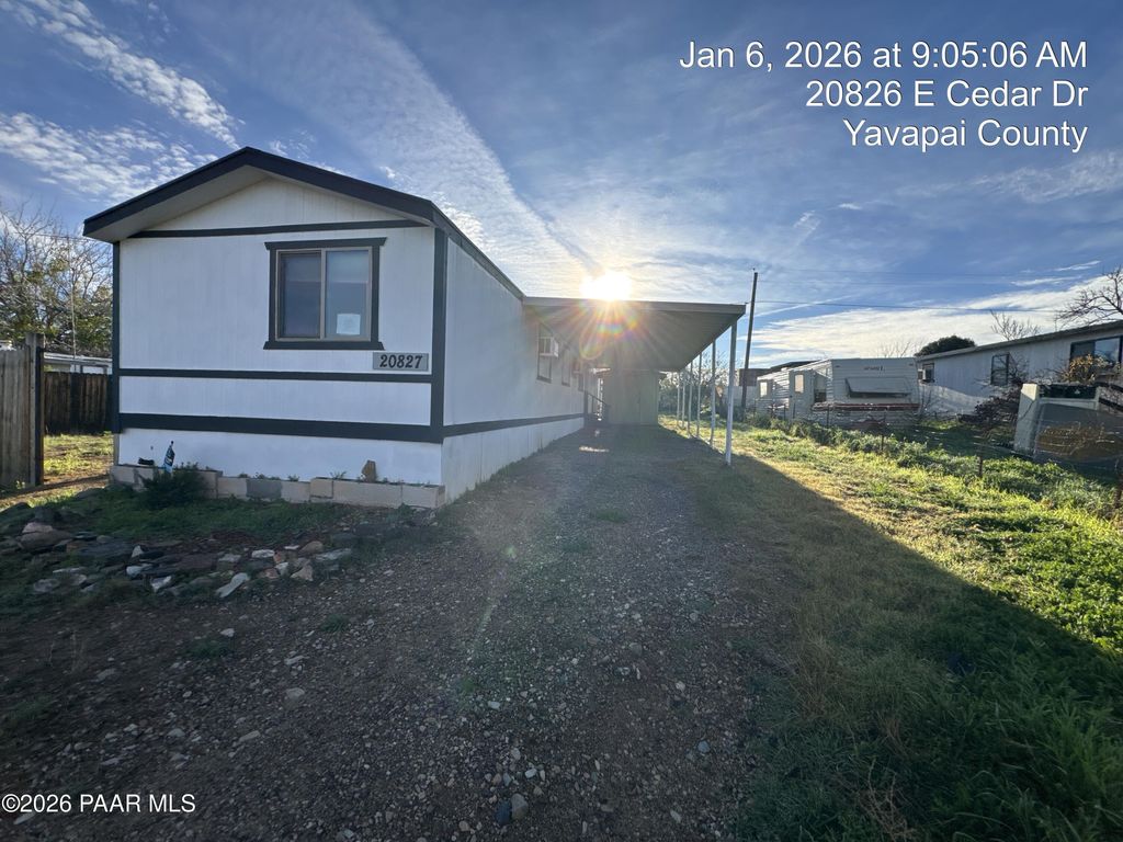 Photo of 20827 E Cedar Drive, Mayer, AZ 86333 (MLS # 1079248)