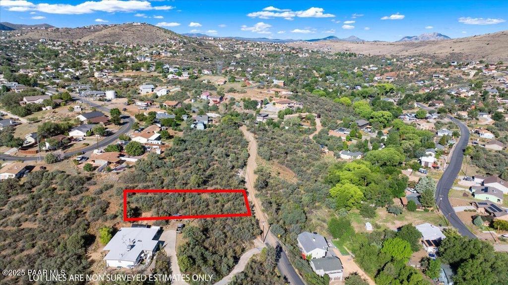 Photo of 1633 N Emerald Drive, Prescott, AZ 86301 (MLS # 1076409)