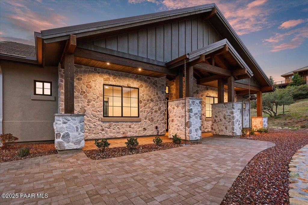 Photo of 125 Rotonda Way, Prescott, AZ 86301 (MLS # 1077462)