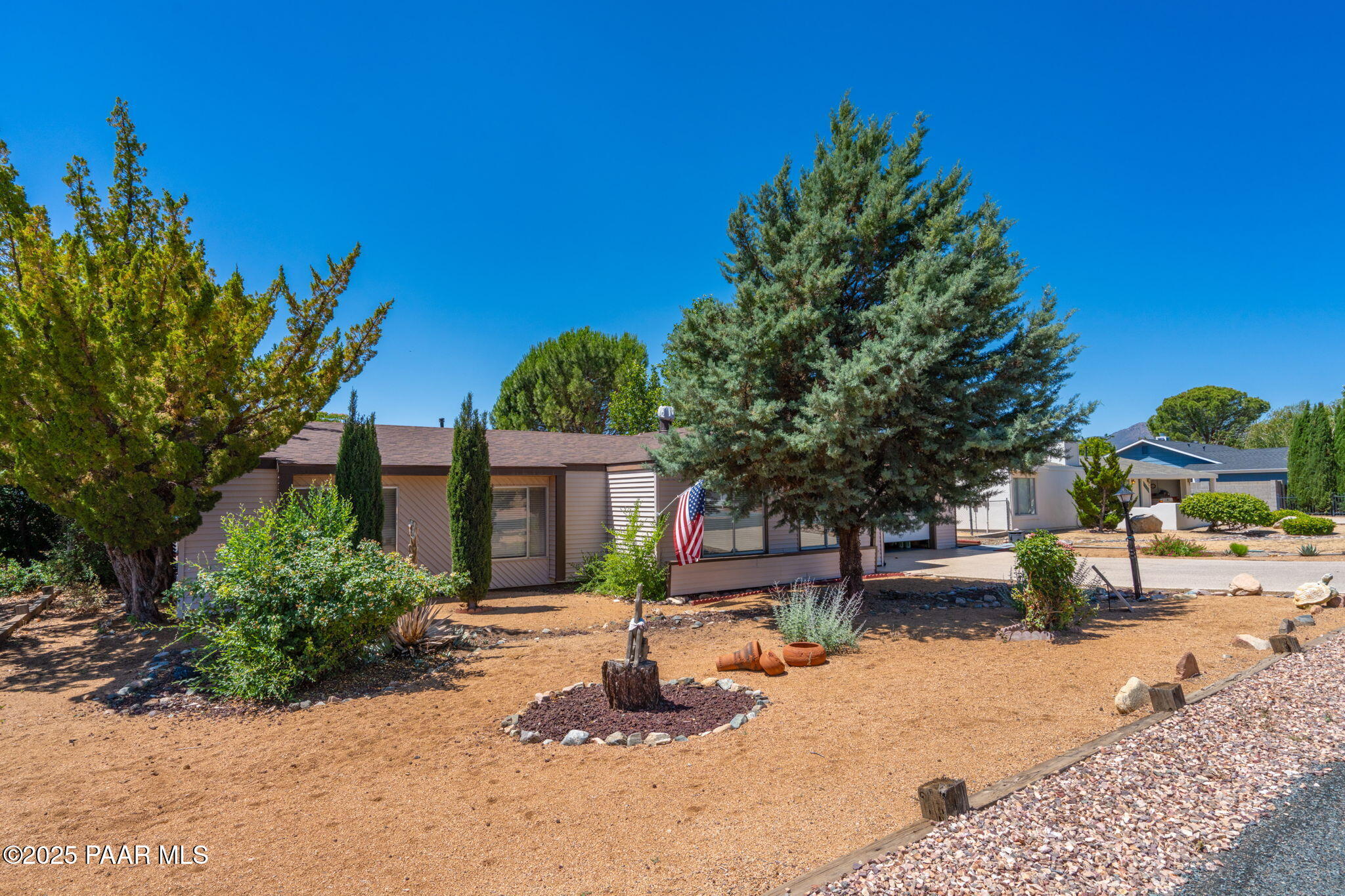 11009 E Lariat Lane