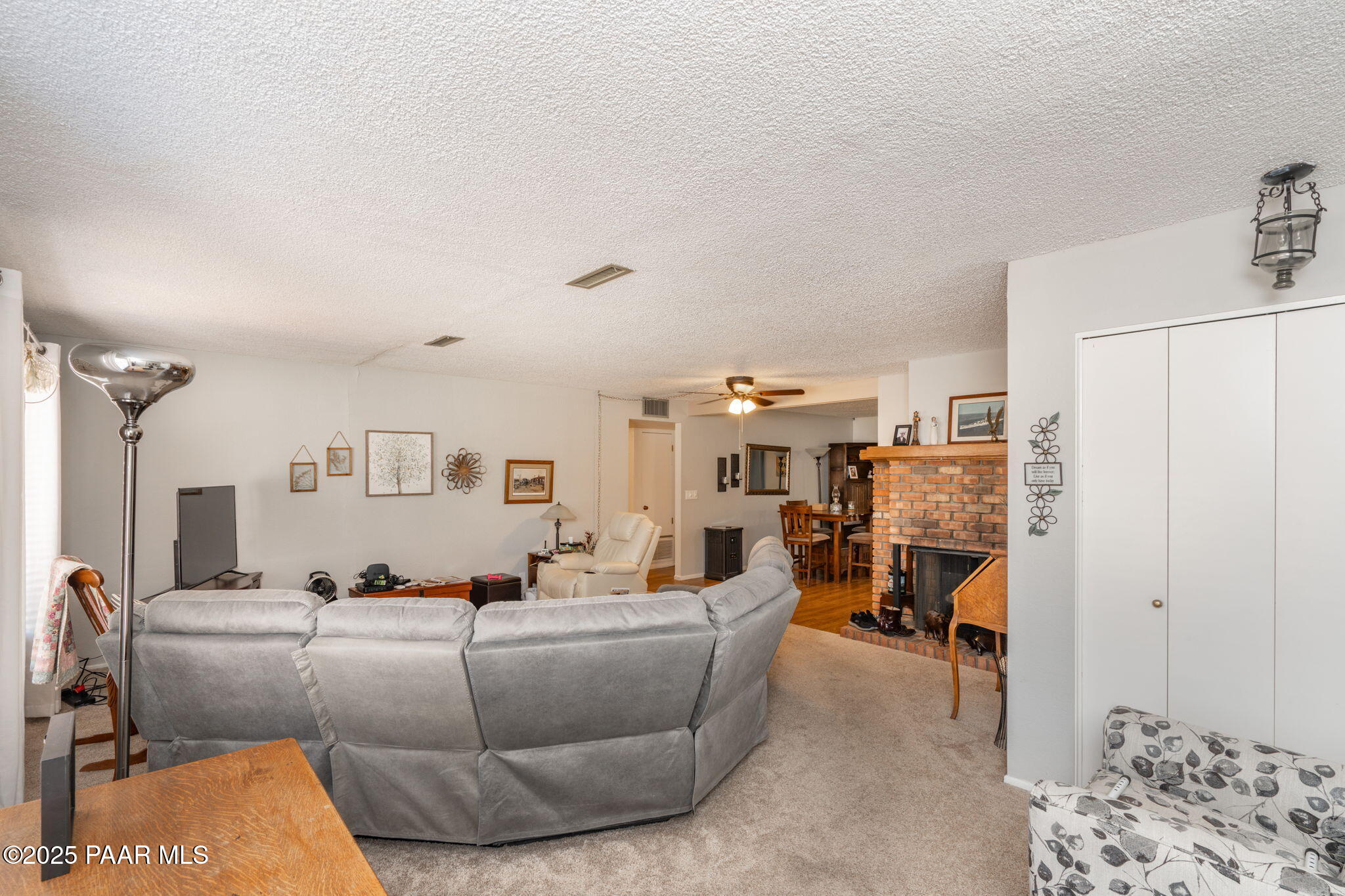 11009 E Lariat Lane