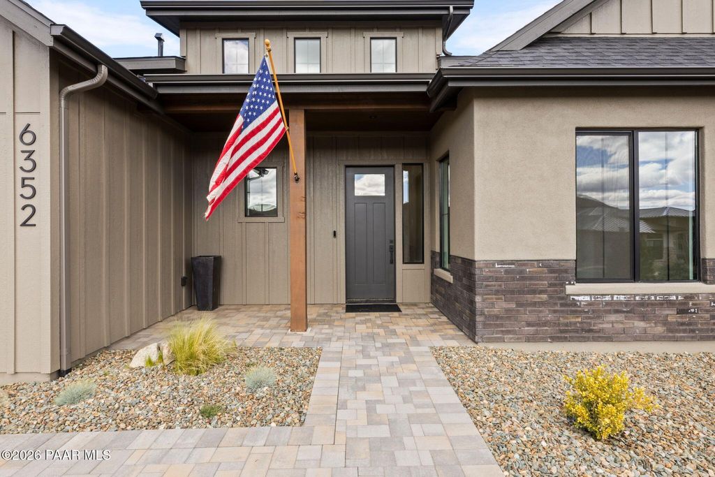 Photo of 6352 E Slow Cattle Drive, Prescott Valley, AZ 86314 (MLS # 1079814)