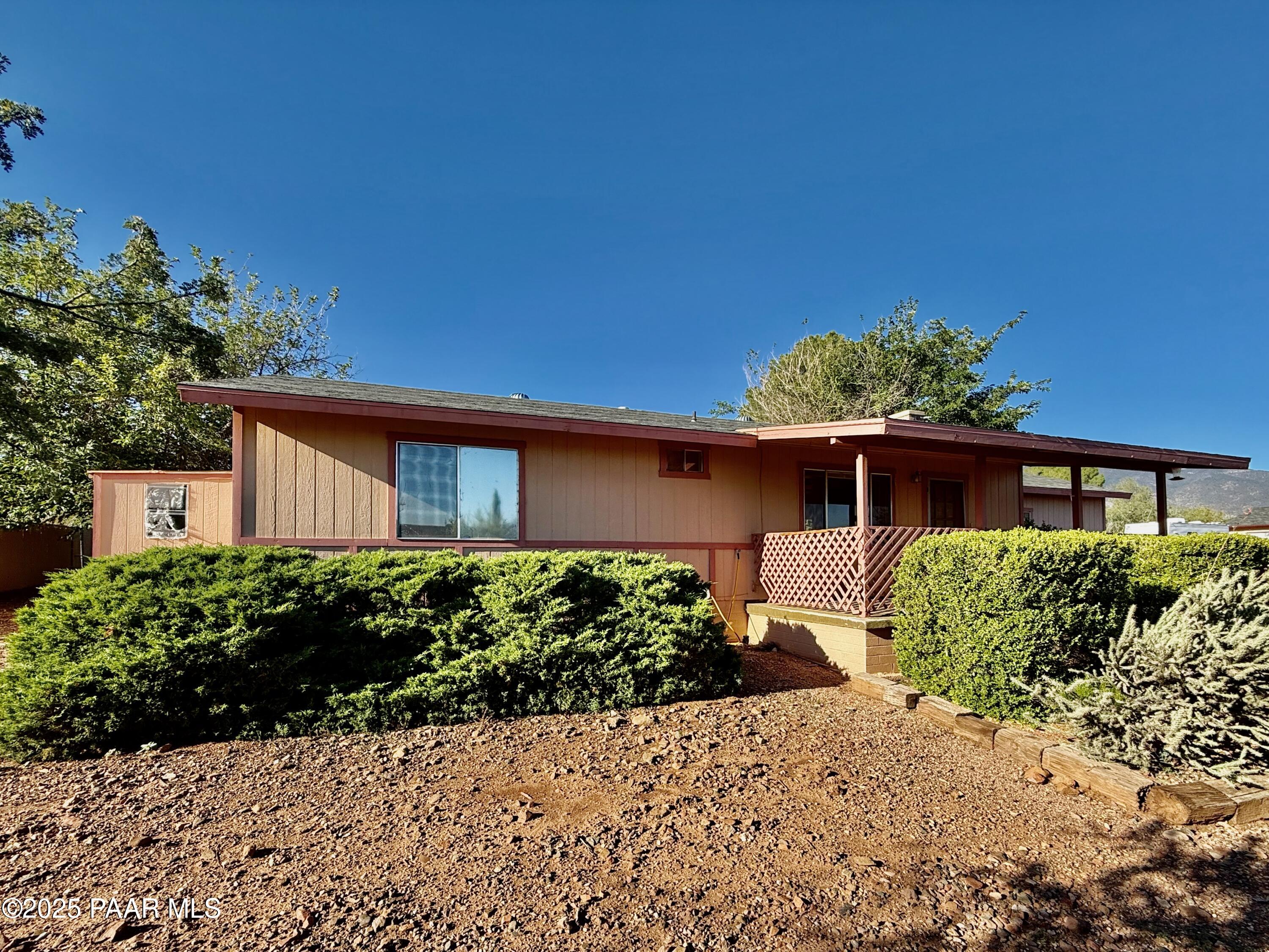 923 E Buena Vista Drive
