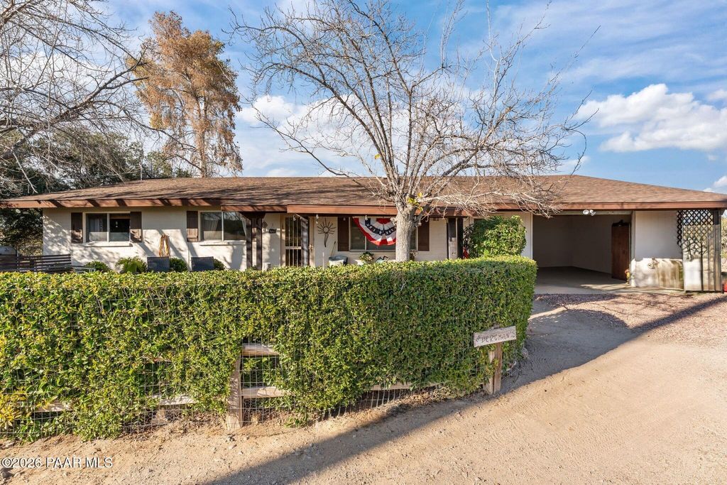 Photo of 780 Javelina Drive, Wickenburg, AZ 85390 (MLS # 1080569)