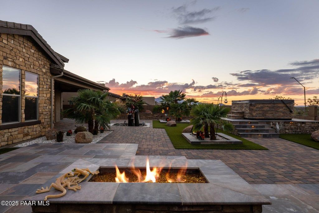 Photo of 5280 Scenic Crest Way, Prescott, AZ 86301 (MLS # 1077085)
