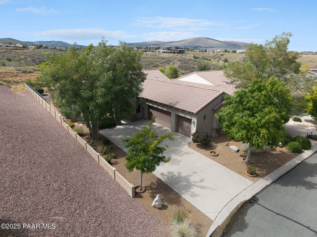 Photo of 7700 E Crooked Creek Trail, Prescott Valley, AZ 86314 (MLS # 1076728)
