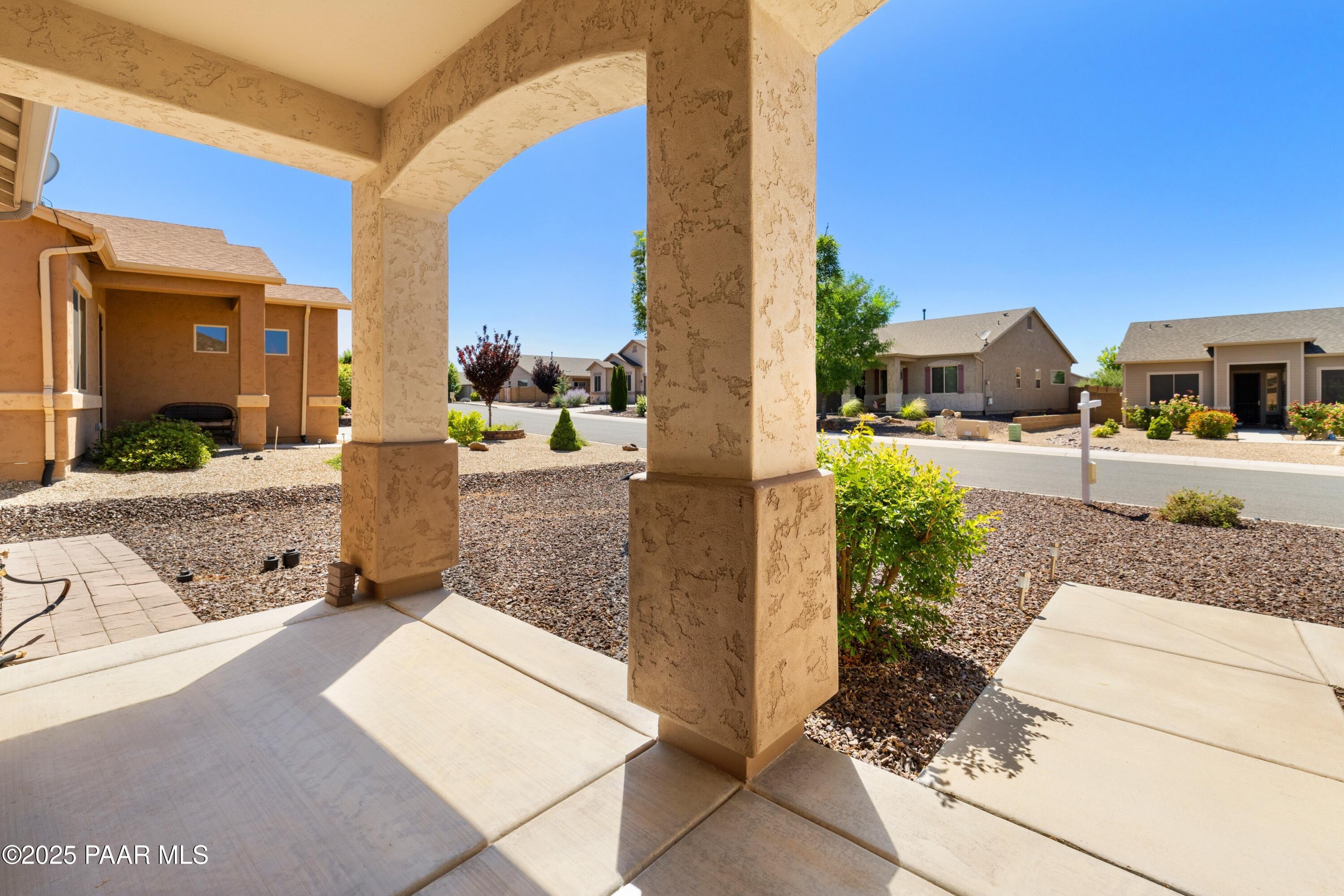 6286 E Livingston Loop
