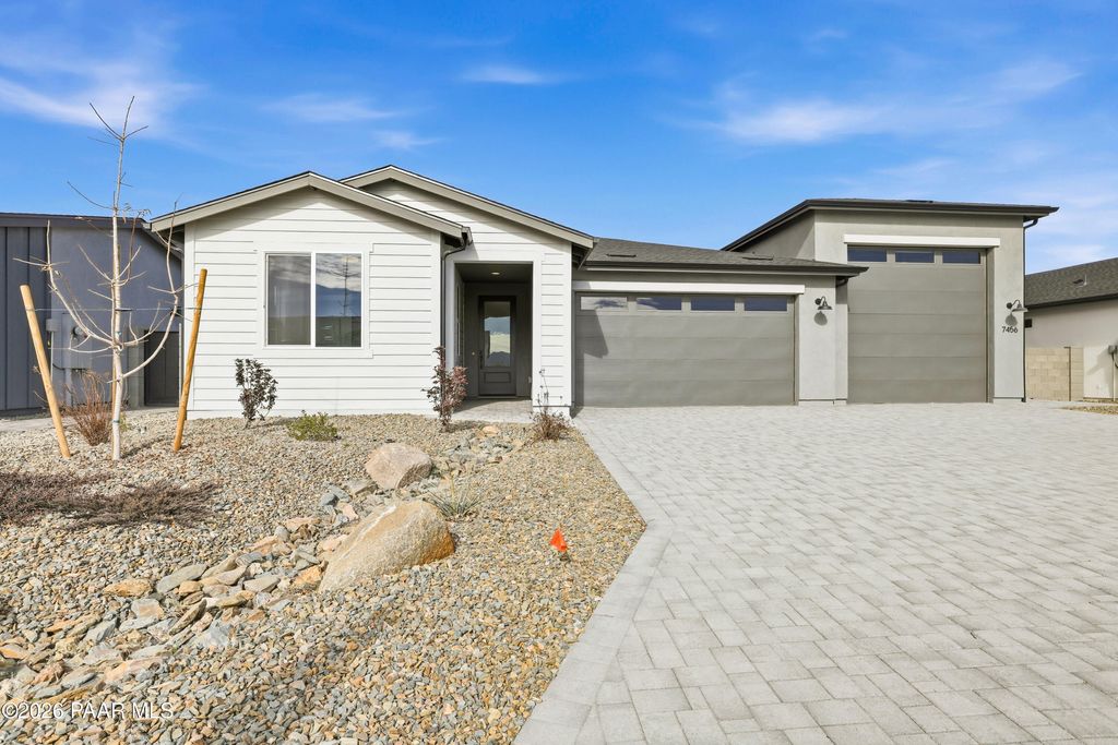 Photo of 7456 E Louie Lane, Prescott Valley, AZ 86315 (MLS # 1079587)