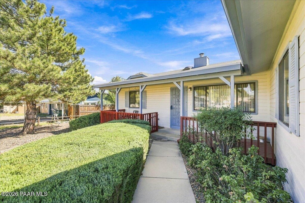 Photo of 5201 N Western Boulevard, Prescott Valley, AZ 86314 (MLS # 1085576)