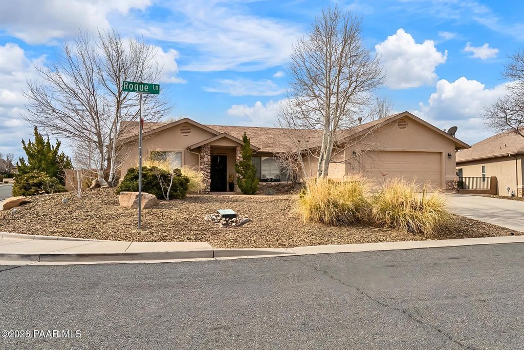 Photo of 7235 Rogue Lane, Prescott Valley, AZ 86315 (MLS # 1080539)