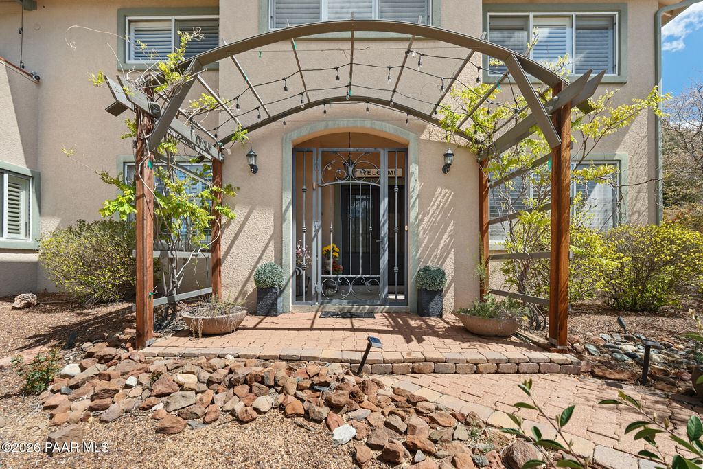 Photo of 1588 Southview Drive, Prescott, AZ 86305 (MLS # 1081252)