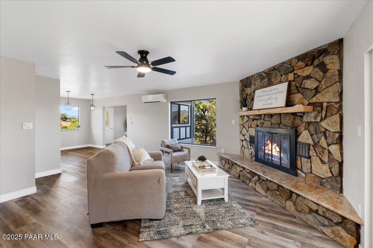 1287 N Lois Drive