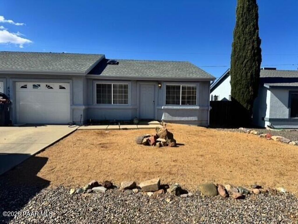 Photo of 8360 E Stevens Drive #B, Prescott Valley, AZ 86314 (MLS # 1080341)