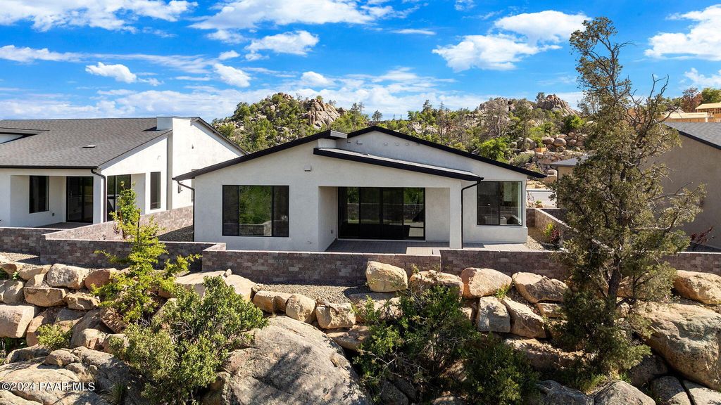 Photo of 1328 Rockwood Drive, Prescott, AZ 86305 (MLS # 1078514)