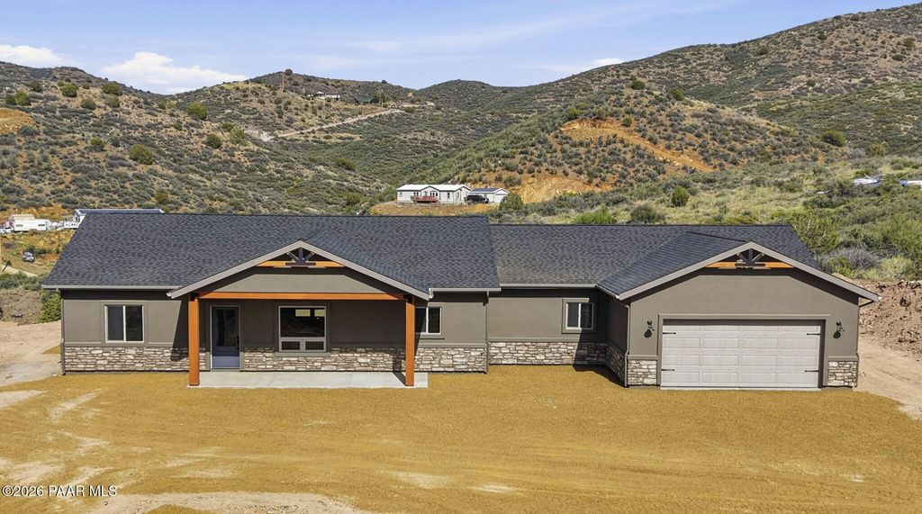 Photo of 2929 S Rancho Place, Dewey-Humboldt, AZ 86329 (MLS # 1082153)