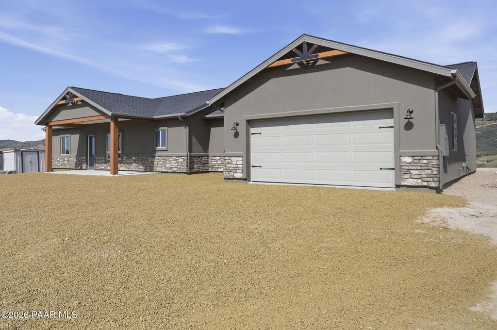 Photo of 2929 S Rancho Place, Dewey-Humboldt, AZ 86329 (MLS # 1082153)