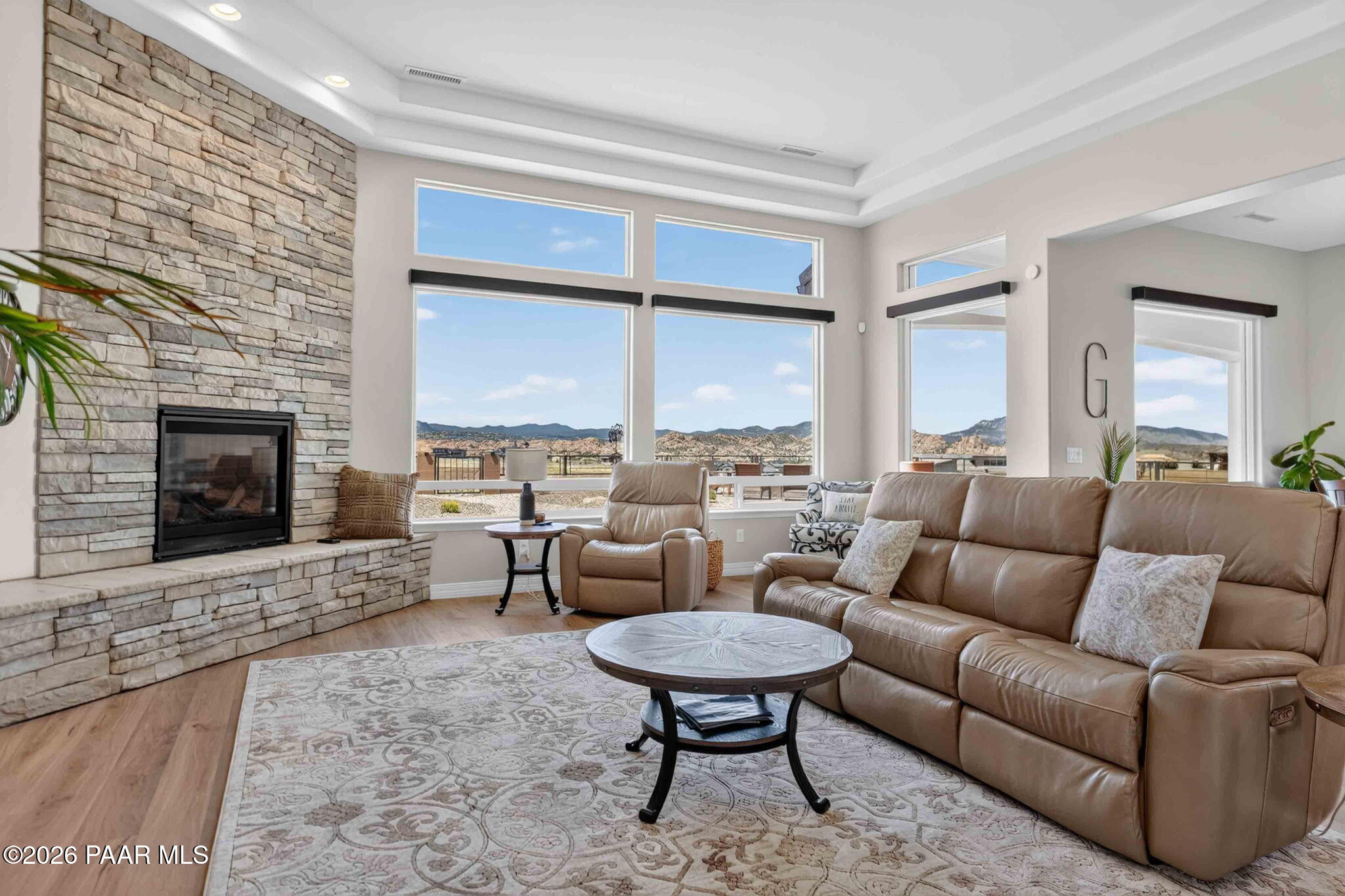 5274 High Cliff Way