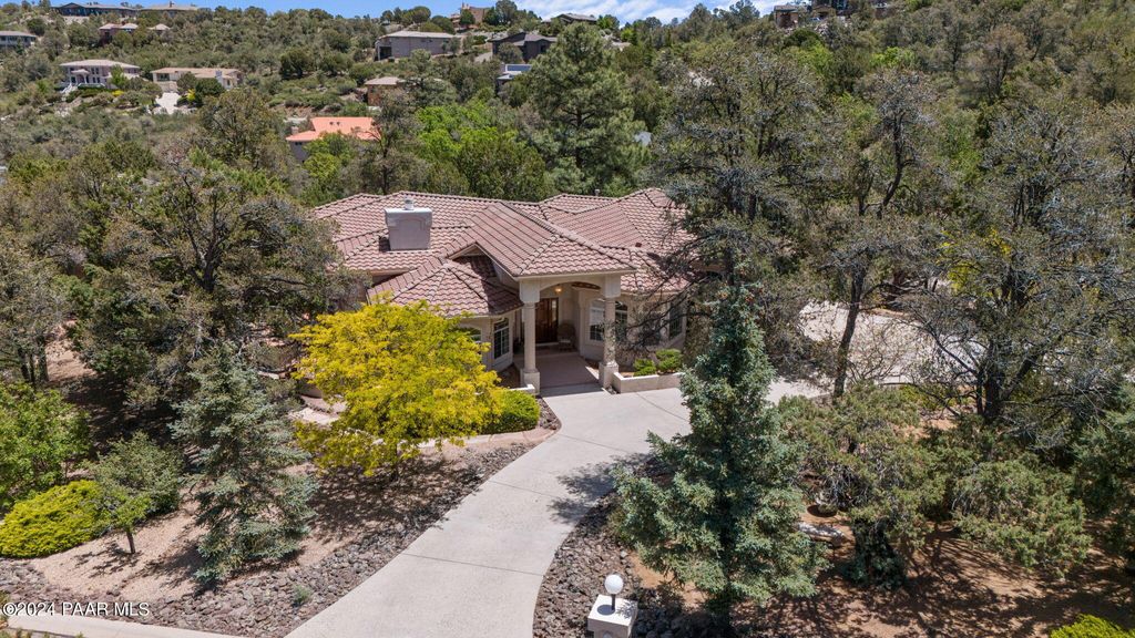 Photo of 623 Heather Brook Circle, Prescott, AZ 86303 (MLS # 1081554)