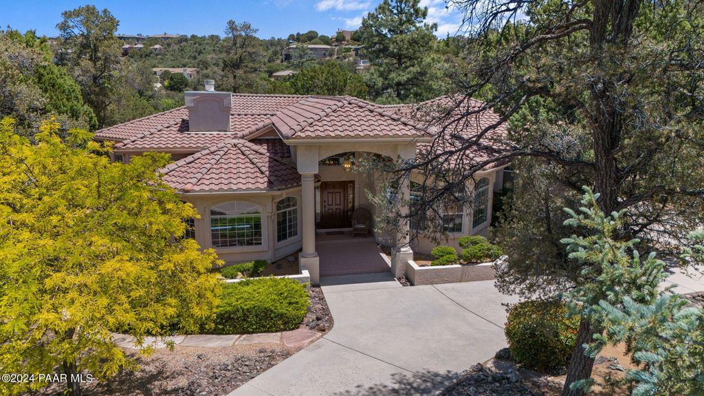 Photo of 623 Heather Brook Circle, Prescott, AZ 86303 (MLS # 1081554)