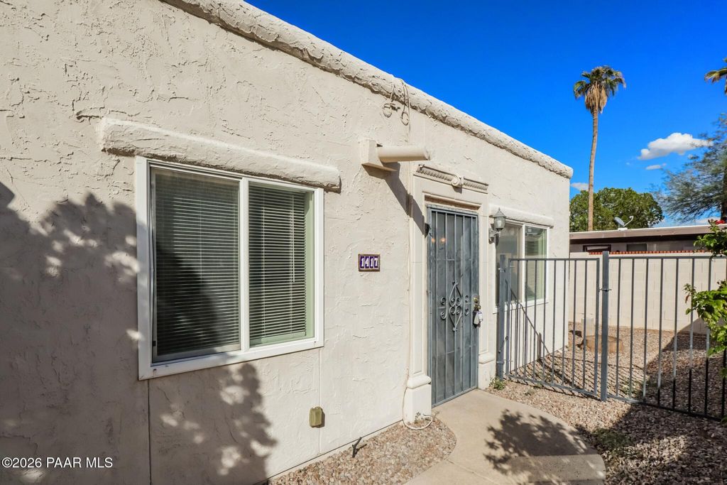 Photo of 1417 E Fort Lowell Road, Tucson, AZ 85719 (MLS # 1079095)