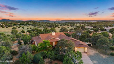 Photo of 13492 N Iron Hawk Drive, Prescott, AZ 86305 (MLS # 1078517)