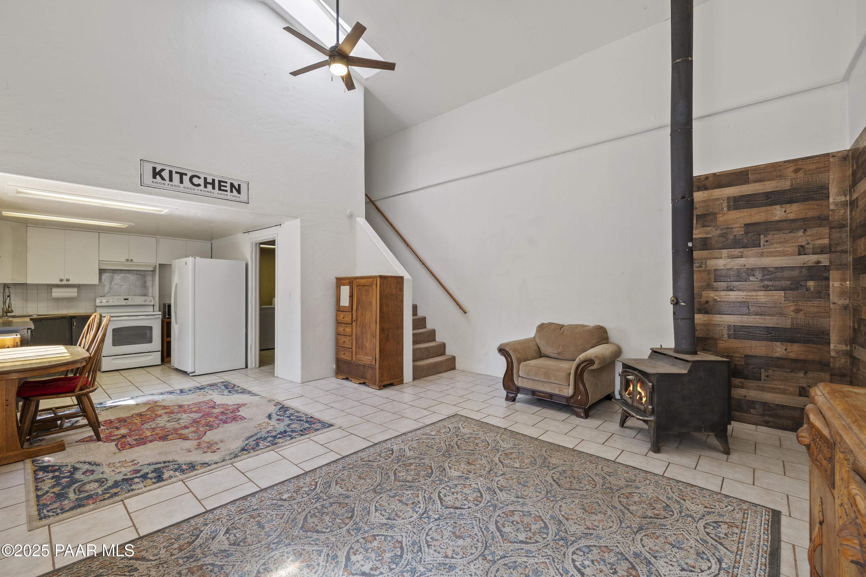 1502 E Butterfield Road