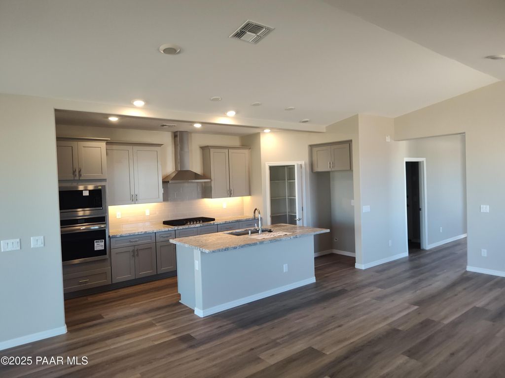 Photo of 8886 N Pacific Park Drive, Prescott Valley, AZ 86315 (MLS # 1078100)