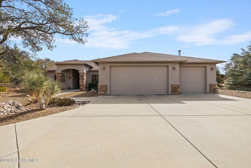 Photo of 5675 W Almosta Ranch Road, Prescott, AZ 86305 (MLS # 1079900)