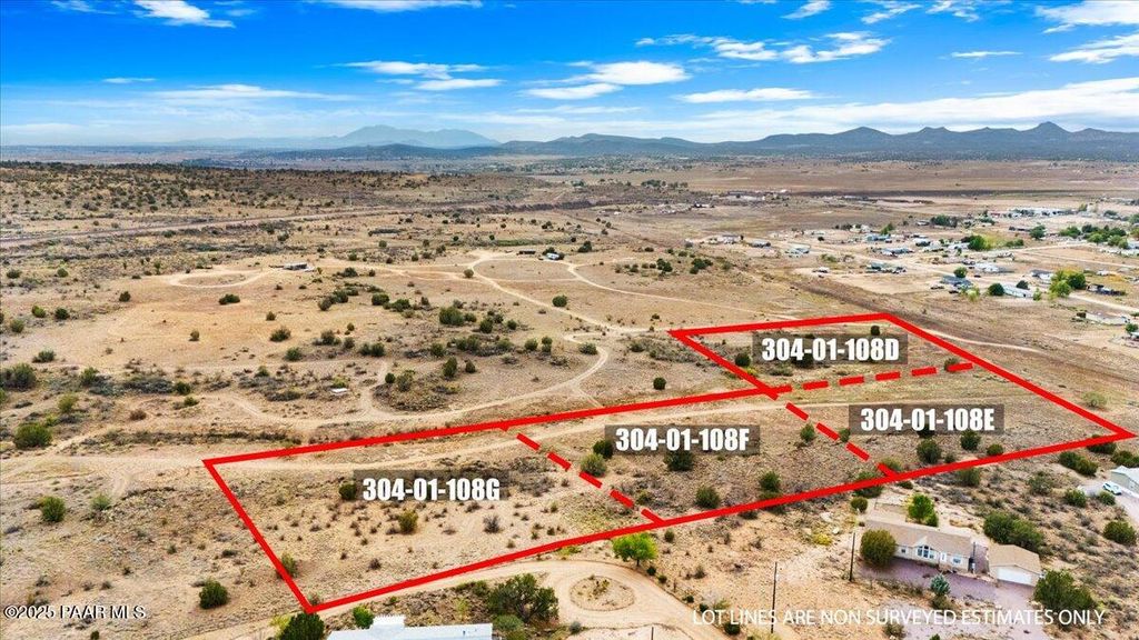 Photo of 0 E Verde Ranch Road, Paulden, AZ 86334 (MLS # 1076944)