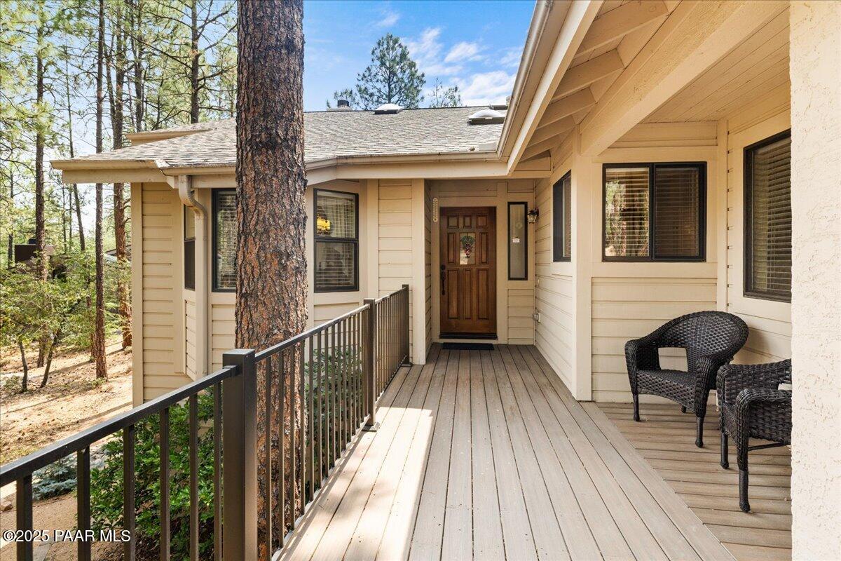 1185 Ravens Court