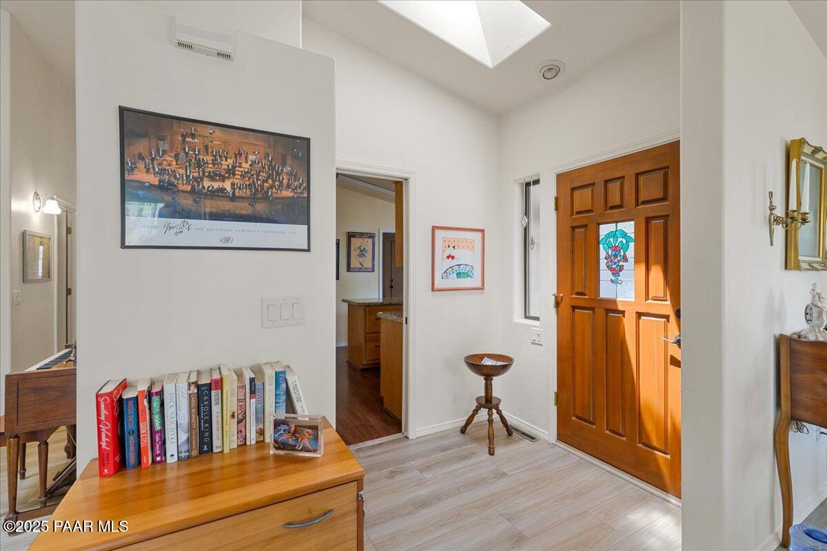 1185 Ravens Court