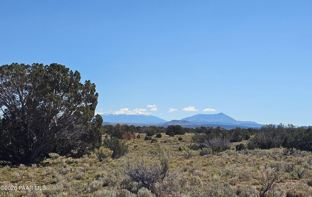 Photo of 2032 S Santa Clara Road, Williams, AZ 86046 (MLS # 1085900)