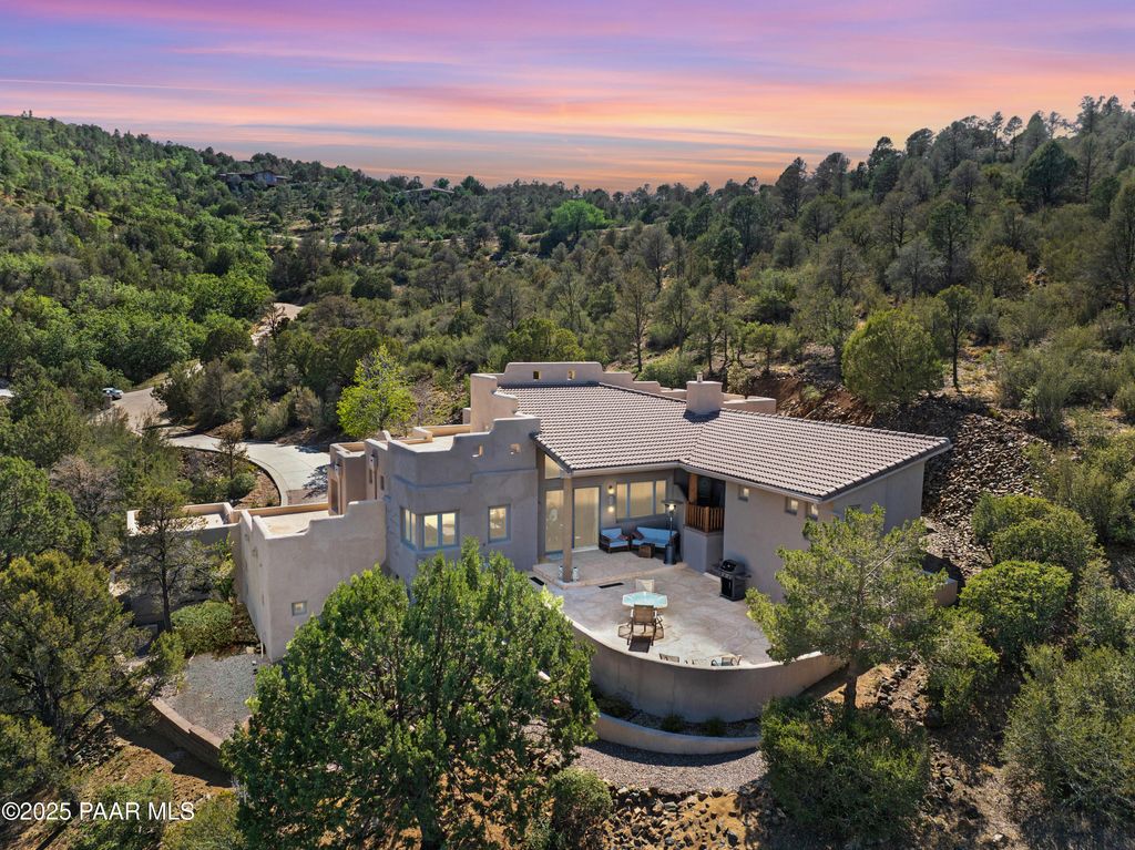 Photo of 628 W Lee Boulevard, Prescott, AZ 86303 (MLS # 1077467)