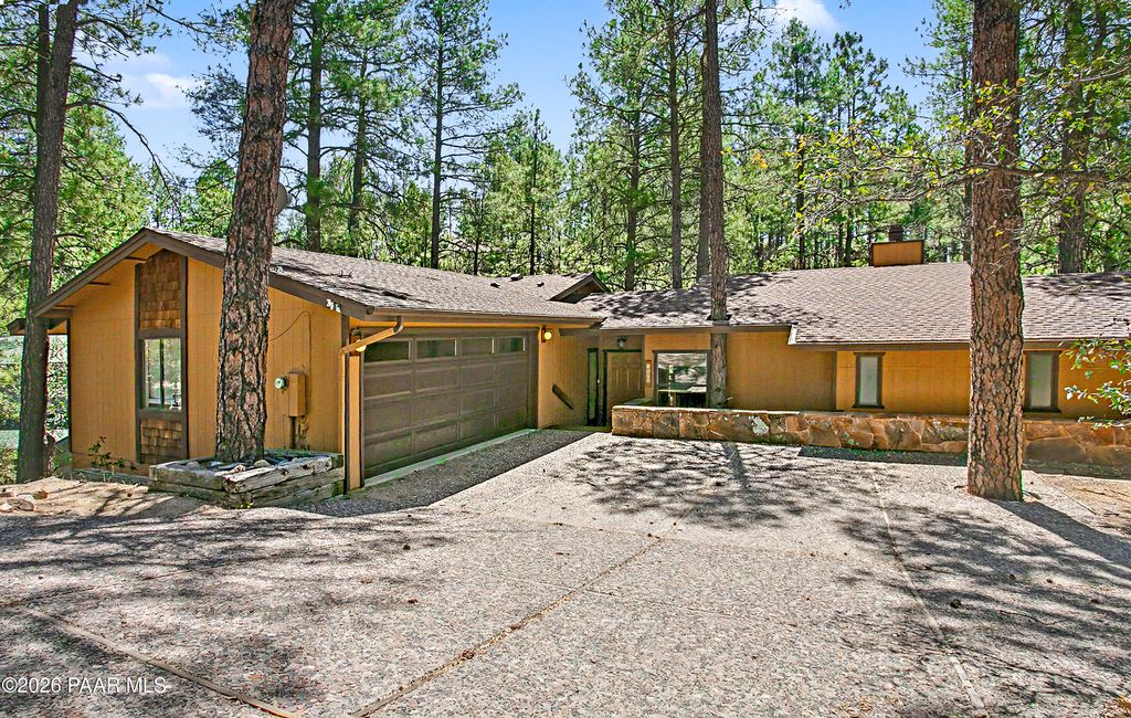 Photo of 1495 Pine Tree Lane, Prescott, AZ 86303 (MLS # 1081574)
