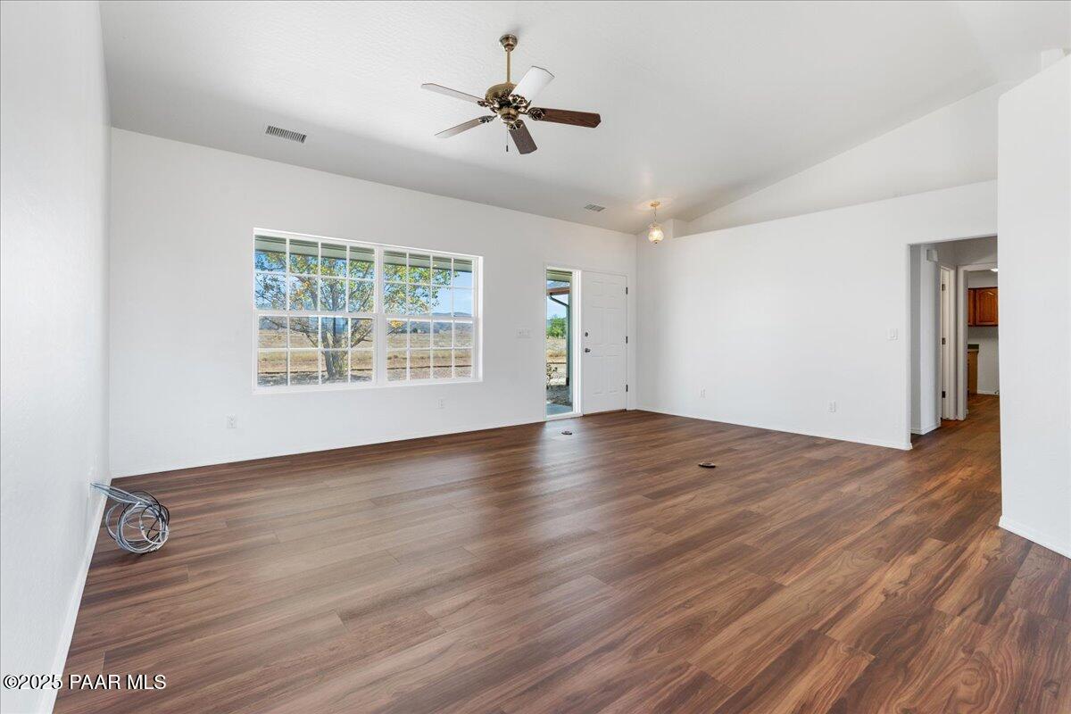 8590 E Pony Express Trail